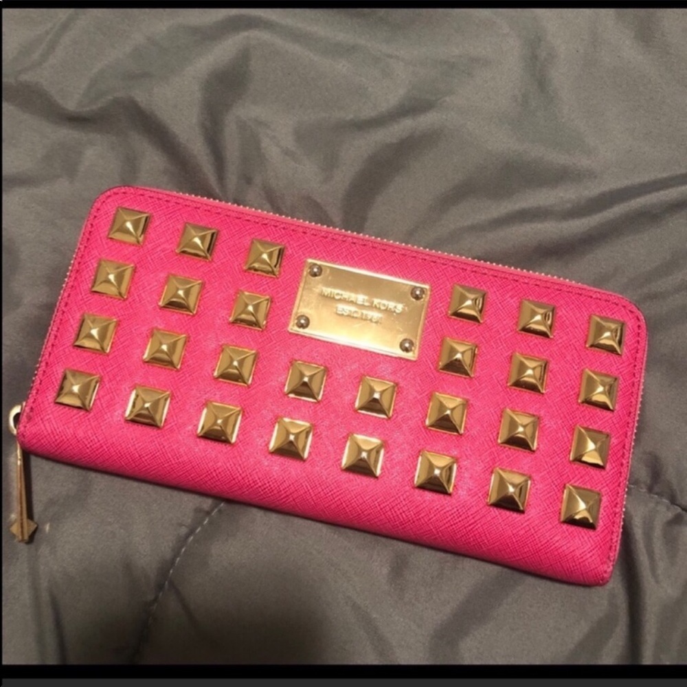 Michael kors pink hamilton studded wallet